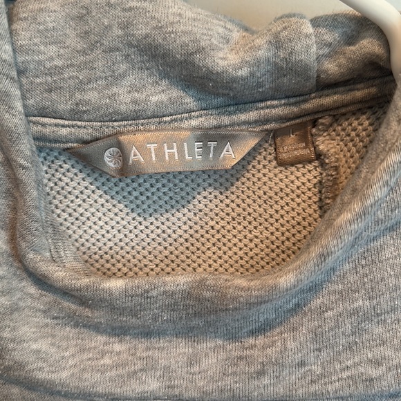 Athleta Cropped Women’s Grey Sweatshirt - Picture 3 of 4